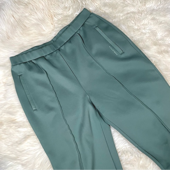 Fabletics Plush Interlock Wide Leg Pant Green - Word once - XXL - Picture 2 of 6